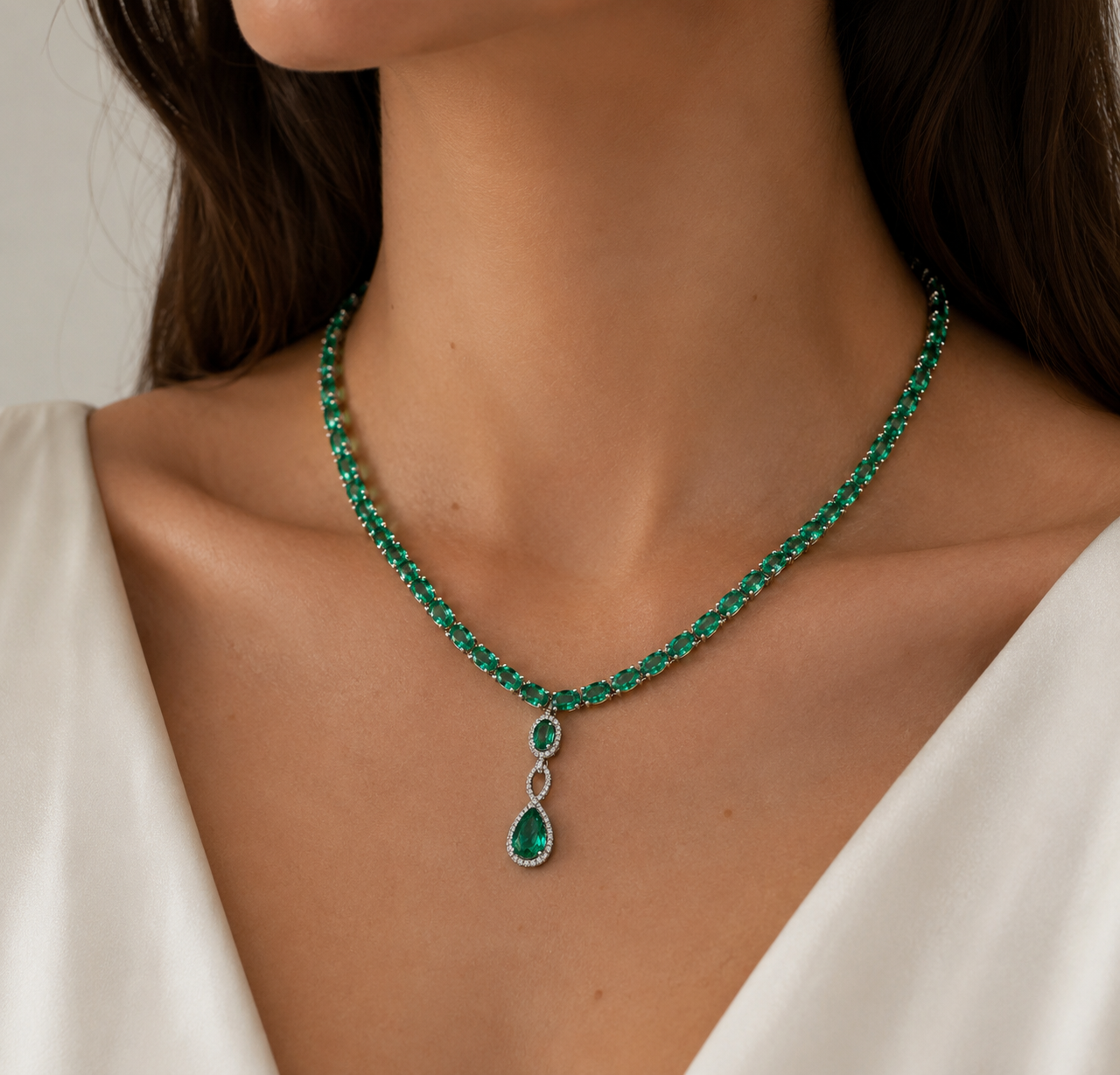 Anatol Emerald Royale