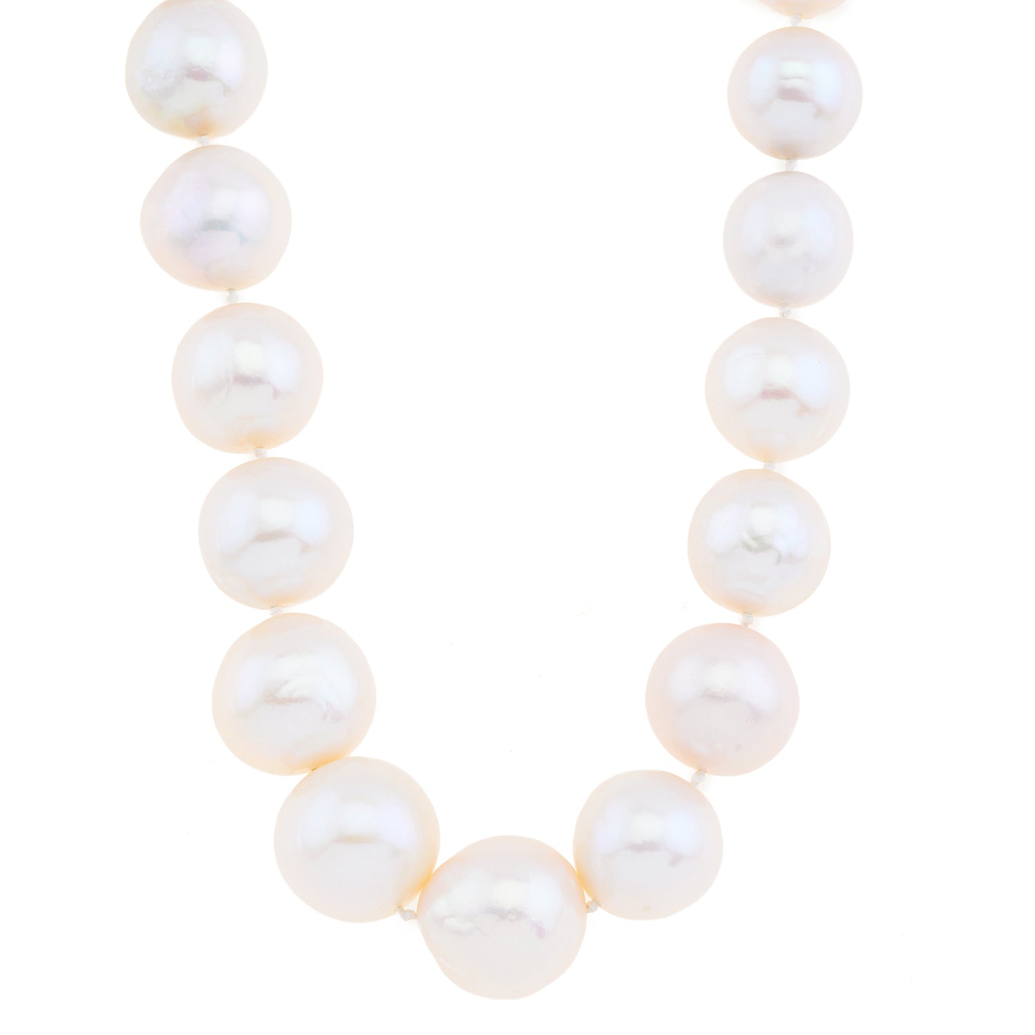Timeless Elegance: Gold & Pearl Necklace