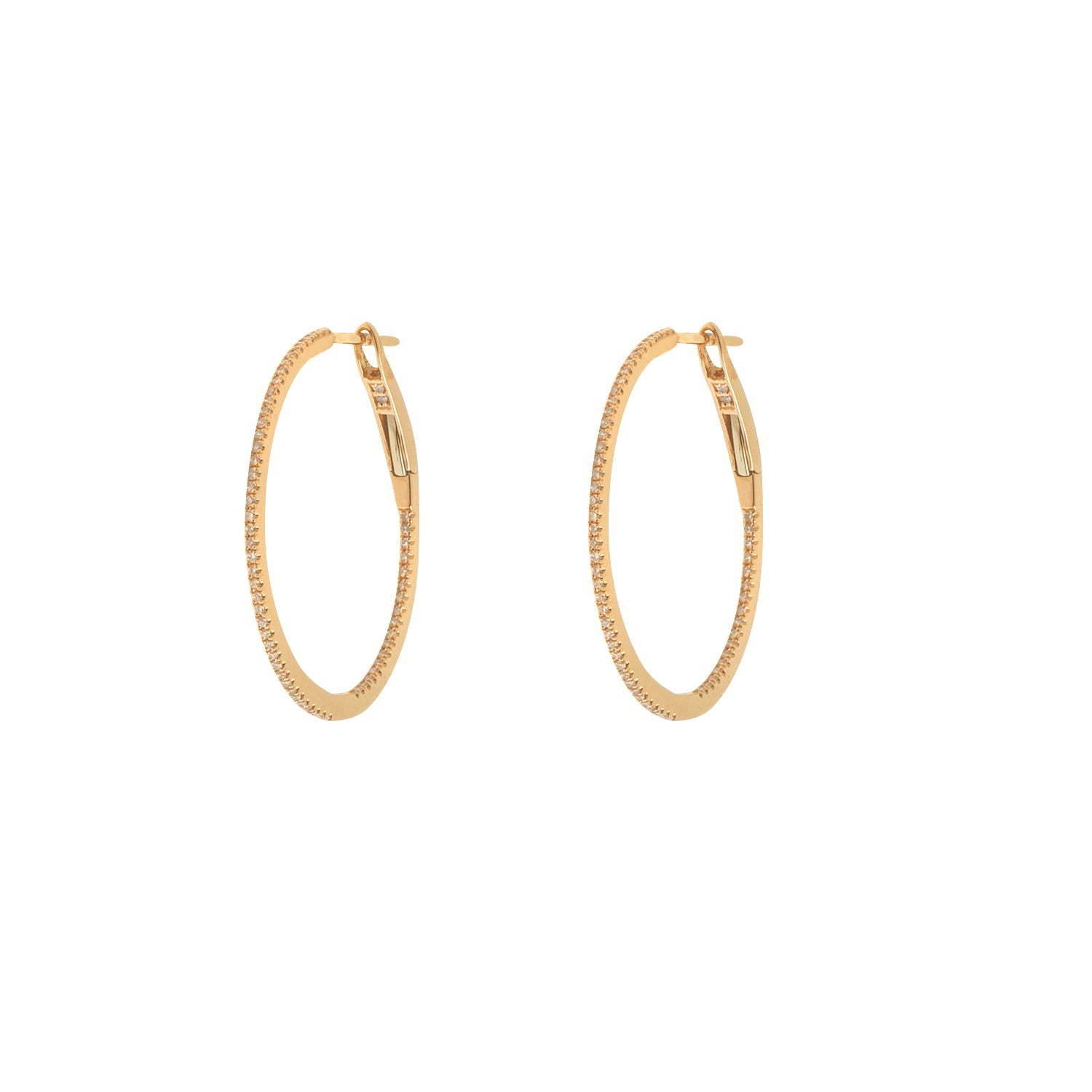 Diamond Hoop earrings. Hoop earrings. Gold hoop earrings. Gold and Diamond hoop earrings. Easy to wear hoops. Diamond hoops. Diamond earrings for gift. Χρυσοί κρίκοι. Διαμαντένιοι κρίκοι. Κρίκος με διαμάντια. Σκουλαρίκια κρίκοι. Σκουλαρίκι για δώρο. Fine jewelry. Anatol. Kifissia. Golden Hall. Athens.