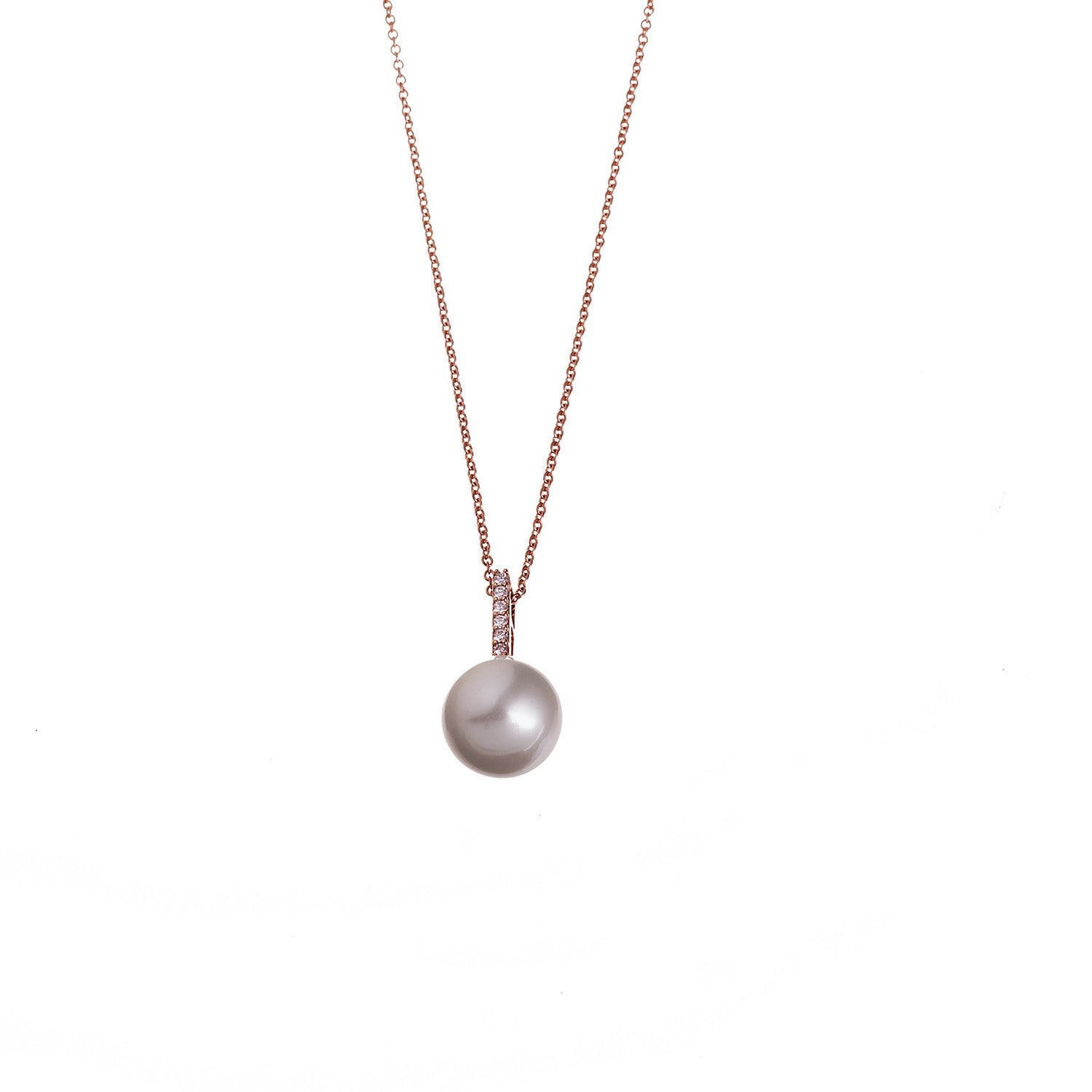 Pearl Necklace. Fresh water pearl. Sea pearl. Diamond and pearl necklace. Diamond Necklace. Chain necklace. Classic Necklace. Pearl Gift. Fine jewelry. Anatol jewelry. Χρυσά κοσμήματα. Κοσμήματα Κηφισιά. Κολιέ με μαργαριτάρι. Κολιέ με πέρλα. Κολιέ με μπριγιάν και μαργαριτάρι. Κολιέ με διαμάντι και πέρλα.