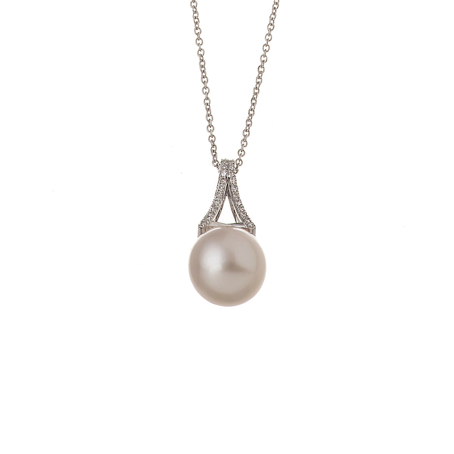 Pearl Necklace. Fresh water pearl. Sea pearl. Diamond and pearl necklace. Diamond Necklace. Chain necklace. Classic Necklace. Pearl Gift. Fine jewelry. Anatol jewelry. Χρυσά κοσμήματα. Κοσμήματα Κηφισιά. Κολιέ με μαργαριτάρι. Κολιέ με πέρλα. Κολιέ με μπριγιάν και μαργαριτάρι. Κολιέ με διαμάντι και πέρλα.