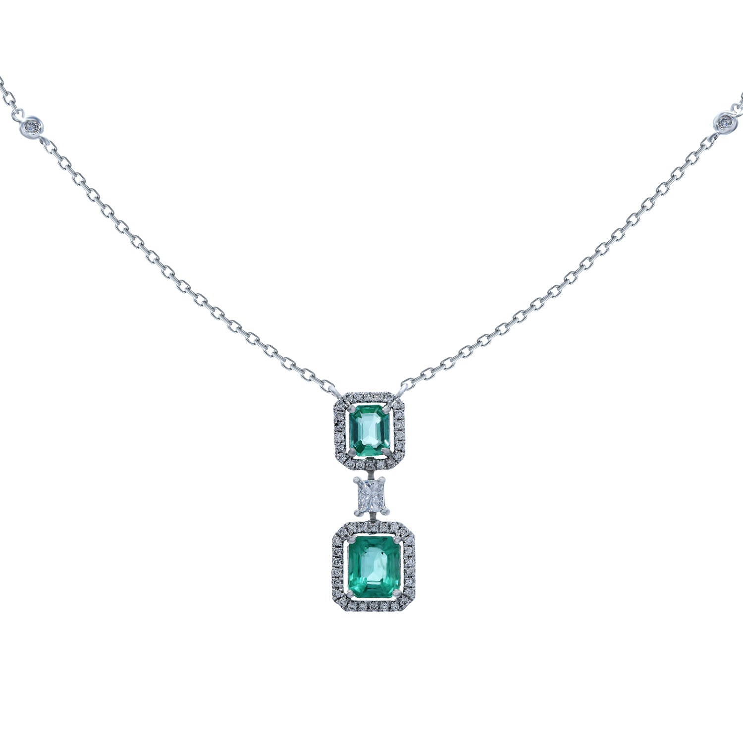 Emerald Necklace. Diamond and emerald necklace. Gift necklace. Gold necklace. Diamond necklace. Precious stone necklace. Rose gold necklace. Chain necklace. Easy to wear necklace. Anatol jewelry. Fine jewelry. Golden Hall. Kifissia. Athens.
