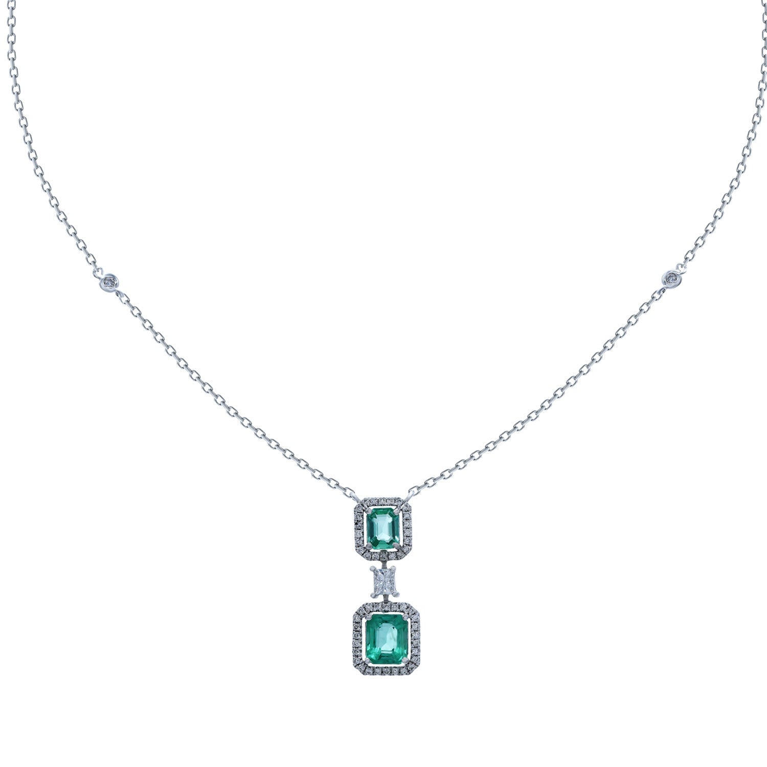 Emerald Necklace. Diamond and emerald necklace. Gift necklace. Gold necklace. Diamond necklace. Precious stone necklace. Rose gold necklace. Chain necklace. Easy to wear necklace. Anatol jewelry. Fine jewelry. Golden Hall. Kifissia. Athens.