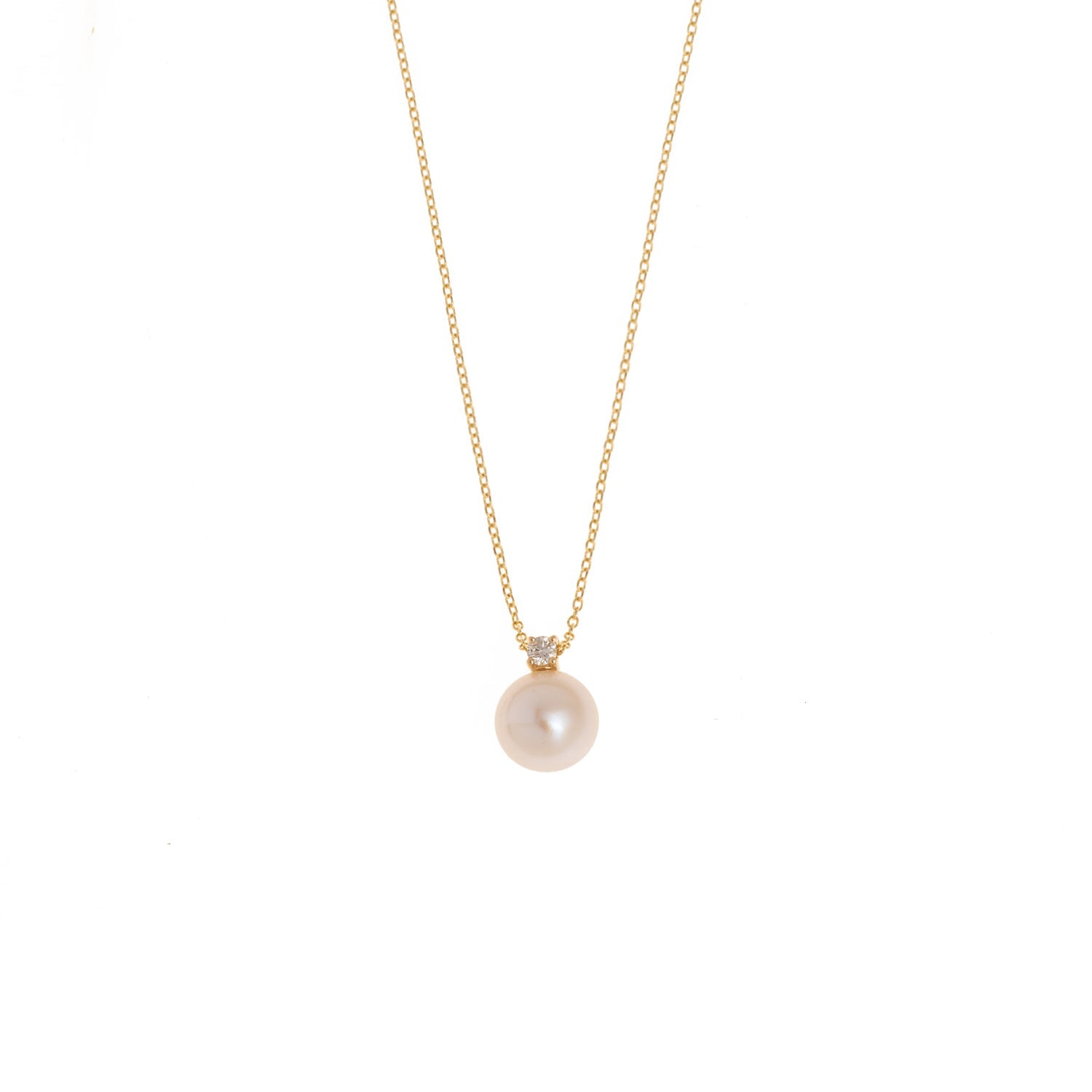 Pearl Necklace. Fresh water pearl. Sea pearl. Diamond and pearl necklace. Diamond Necklace. Chain necklace. Classic Necklace. Pearl Gift. Fine jewelry. Anatol jewelry. Χρυσά κοσμήματα. Κοσμήματα Κηφισιά. Κολιέ με μαργαριτάρι. Κολιέ με πέρλα. Κολιέ με μπριγιάν και μαργαριτάρι. Κολιέ με διαμάντι και πέρλα.