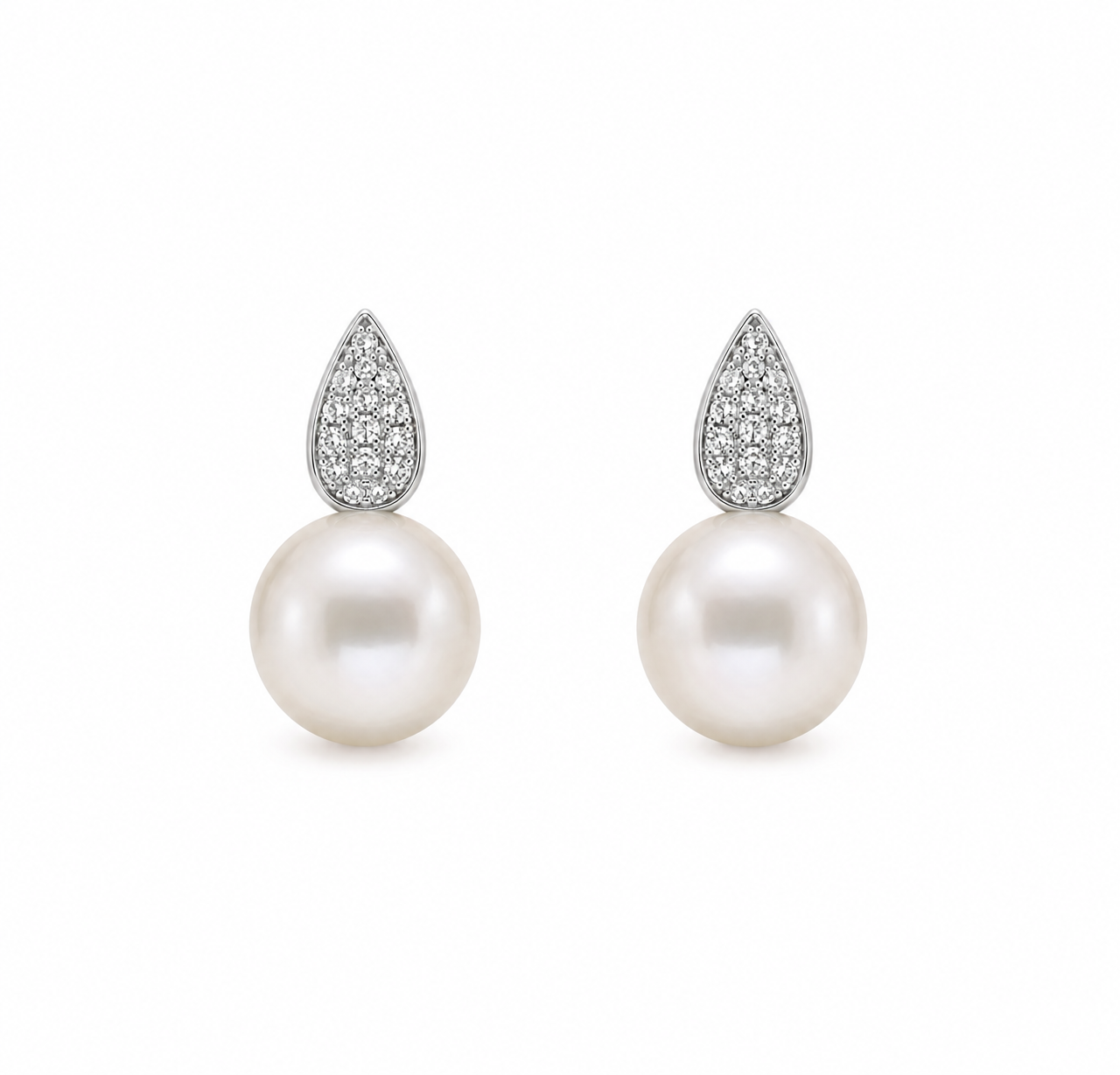 Pear Diamond Pearl Earring