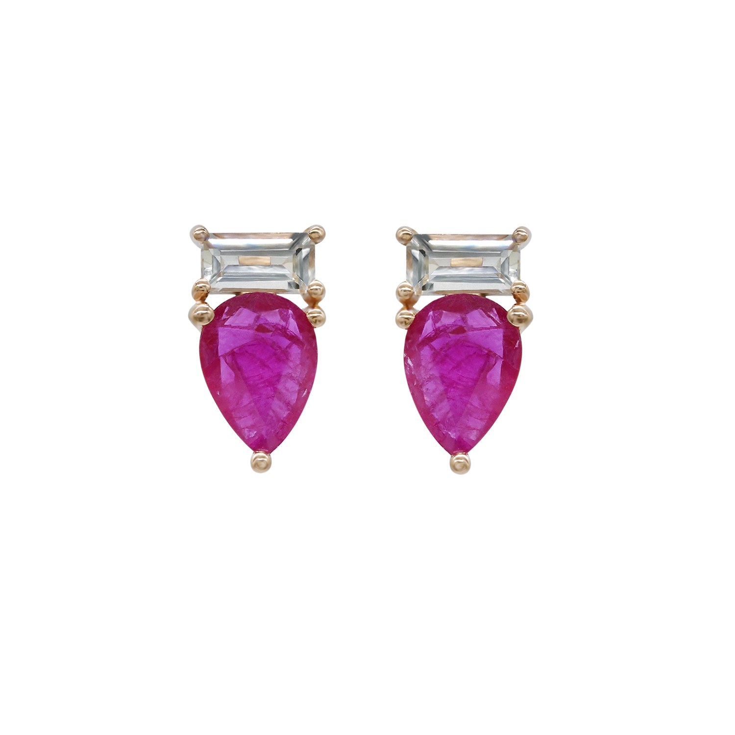 Ruby Earring. Earrings. 18K gold earring. White Gold, yellow gold, rose gold. Perfect Gift. Earring gift. Fine jewelry. Anatol. Kifissia. Golden Hall. Σκουλαρίκι χρυσό. Σκουλαρίκι  με ρουμπίνι. Σκουλαρίκι τρυπητό. Σκουλαρίκι με ρουμπίνι. Σκουλαρίκι με διαμάντια. Athens.