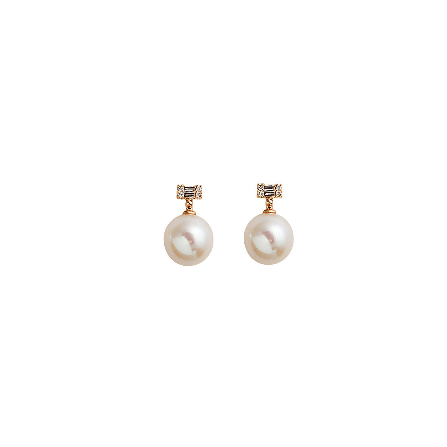 Pearl Earring. Earrings. 18K gold earring. Fresh water pearl. White Gold, yellow gold, rose gold. Perfect Gift. Earring gift. Hanging Pearl. Chain Erring. Fine jewelry. Anatol. Σκουλαρίκι χρυσό. Σκουλαρίκι  με μαργαριτάρι. Σκουλαρίκι αλυσίδα. Σκουλαρίκι με πέρλα. Athens.