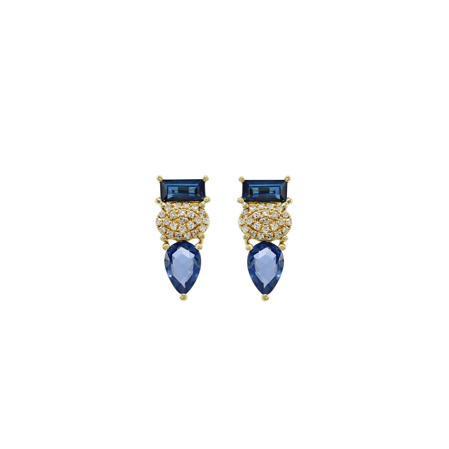Sapphire Earring. Earrings. 18K gold earring. White Gold, yellow gold, rose gold. Perfect Gift. Earring gift. Fine jewelry. Anatol. Kifissia. Golden Hall. Σκουλαρίκι χρυσό. Σκουλαρίκι  με ζαφείρια. Σκουλαρίκι τρυπητό. Σκουλαρίκι με ζαφείρι. Σκουλαρίκι με διαμάντια. Athens. Κηφισιά. Σκουλαρίκι με μπριγιάν. 