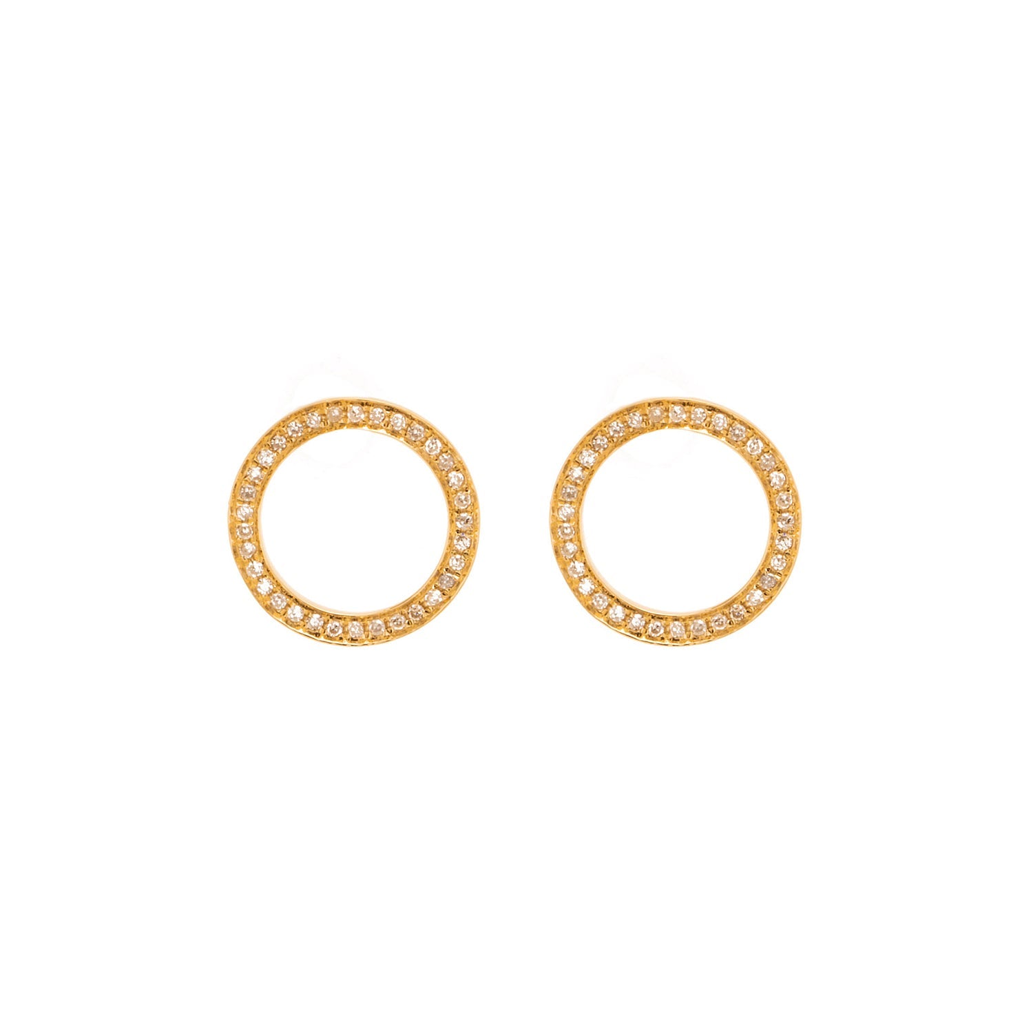 Diamond Earrings. Earring for Gift. Stud Earring. Anatol. Gift. Everyday earring. Easy to wear earring. Sparkly earring. Anatol Jewelry. Fine Jewelry. Golden Hall. Kifissia. Χρυσό σκουλαρίκι. Σκουλαρίκι καρφωτό. Σκουλαρίκι με διαμάντια. Χρυσά κοσμήματα. Κοσμήματα Κηφισιά. Σκουλαρίκι με μπριγιάν.