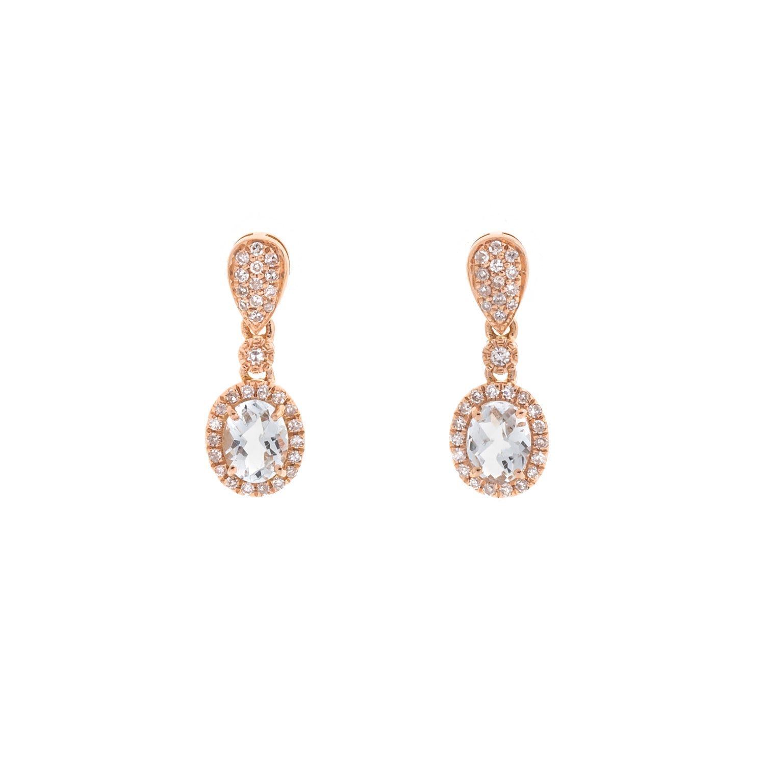 Diamond Earrings. Earring for Gift. Stud Earring. Anatol. Gift. Everyday earring. Easy to wear earring. Sparkly earring. Anatol Jewelry. Fine Jewelry. Golden Hall. Kifissia. Χρυσό σκουλαρίκι. Σκουλαρίκι καρφωτό. Σκουλαρίκι με διαμάντια. Χρυσά κοσμήματα. Κοσμήματα Κηφισιά. Σκουλαρίκι με μπριγιάν.