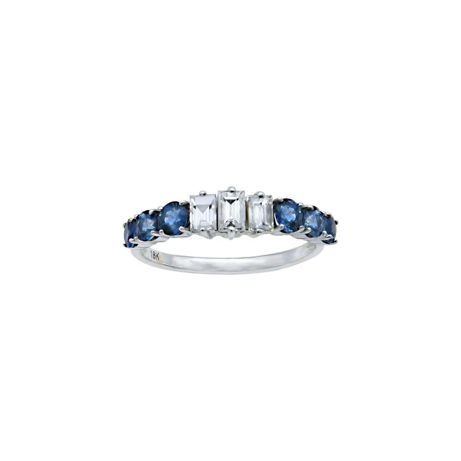 Sapphire with diamonds. The perfect combination.